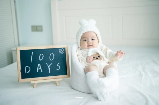 瑞安宝宝多大开始攒肚子