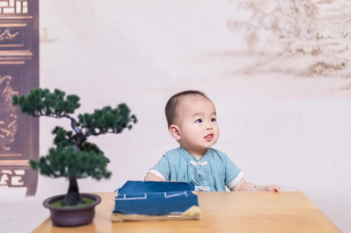 瑞安怀孕为啥肚子会长毛